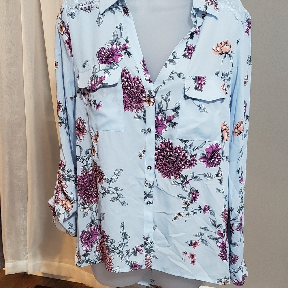 NWT Candies button down floral shirt size M - Picture 2 of 7